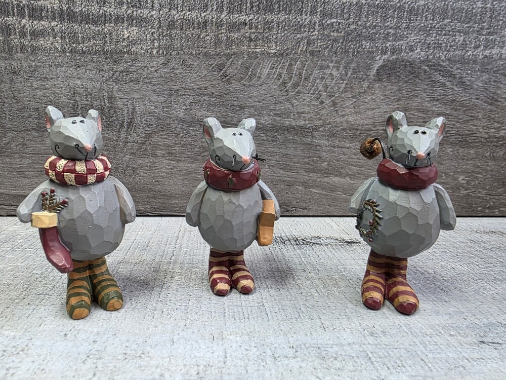 Tiny Christmas Mouse Figures 2.5” Resin Striped Socks Jingle Bell Tail 330a